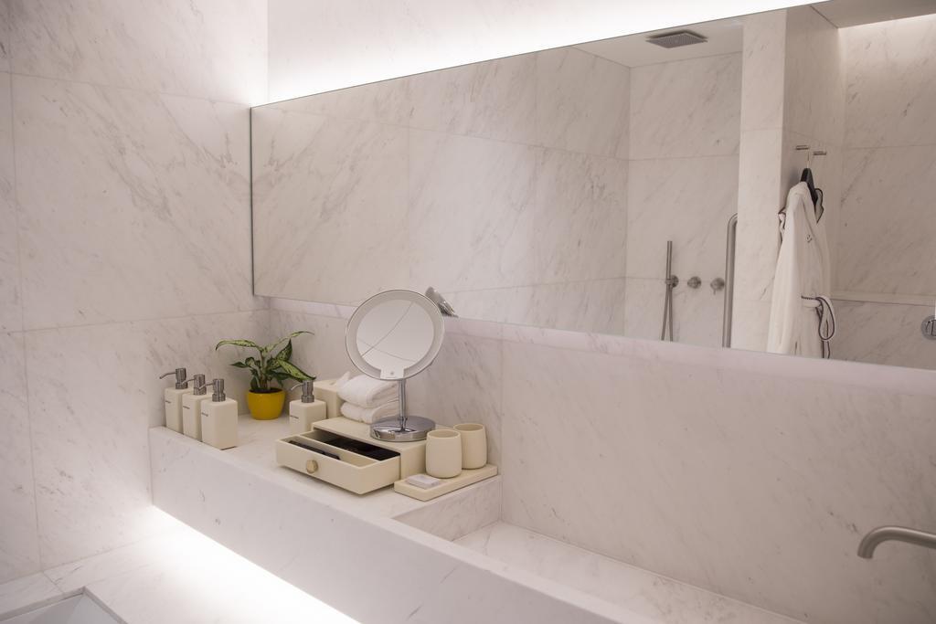 Duxton Reserve Singapore, Autograph Collection by null