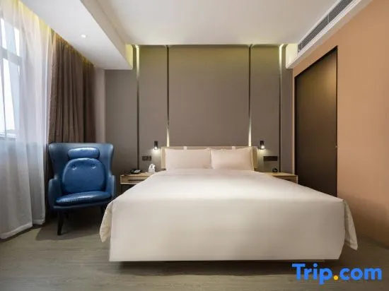 Superior Double room (full double bed)