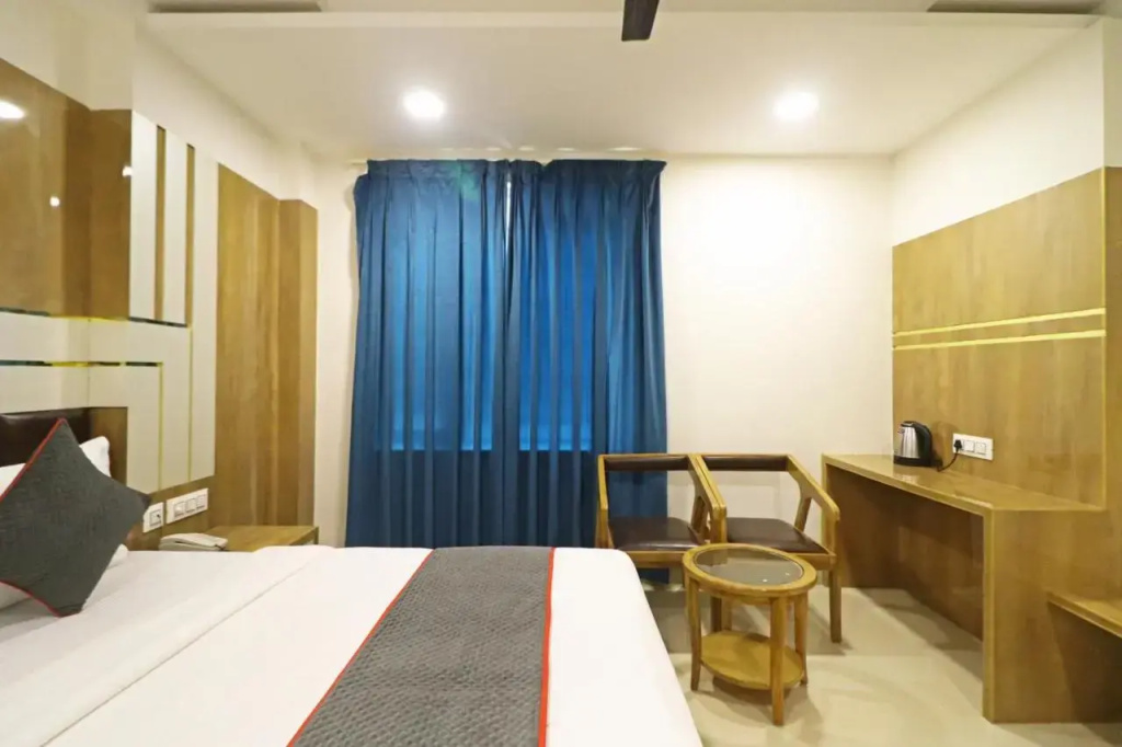 Lobby & Reception