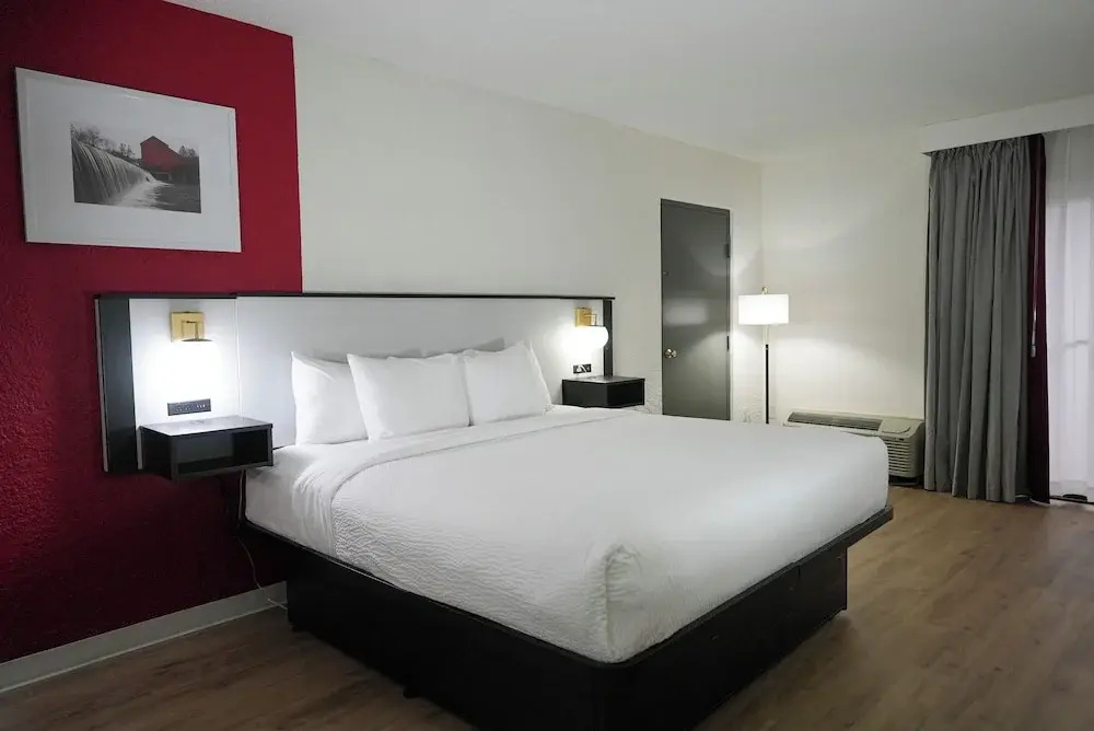 Double Suite (full double bed)