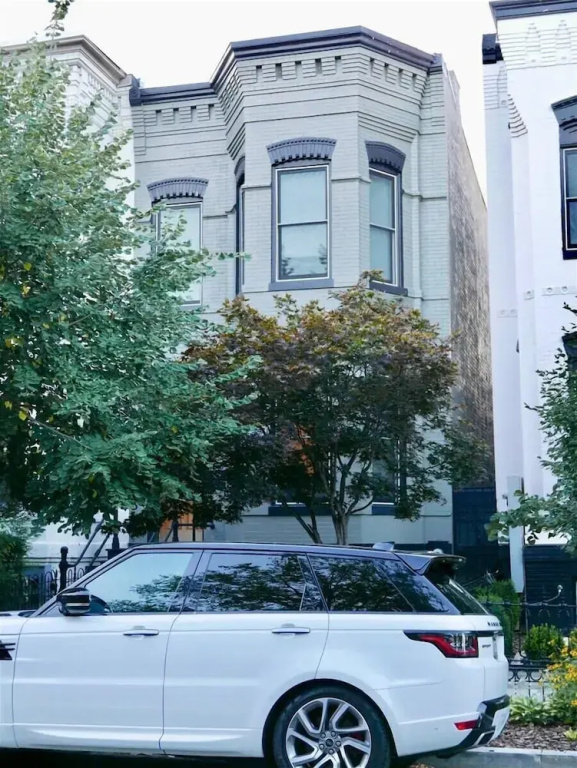 Slumber in Sophistication in Shaw-pkg