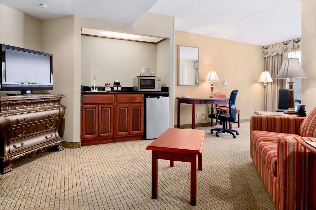 DoubleTree by Hilton Hotel Charlottesville - Général
