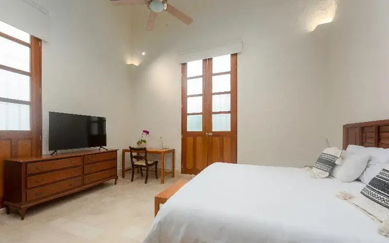 1 Bedroom Suite