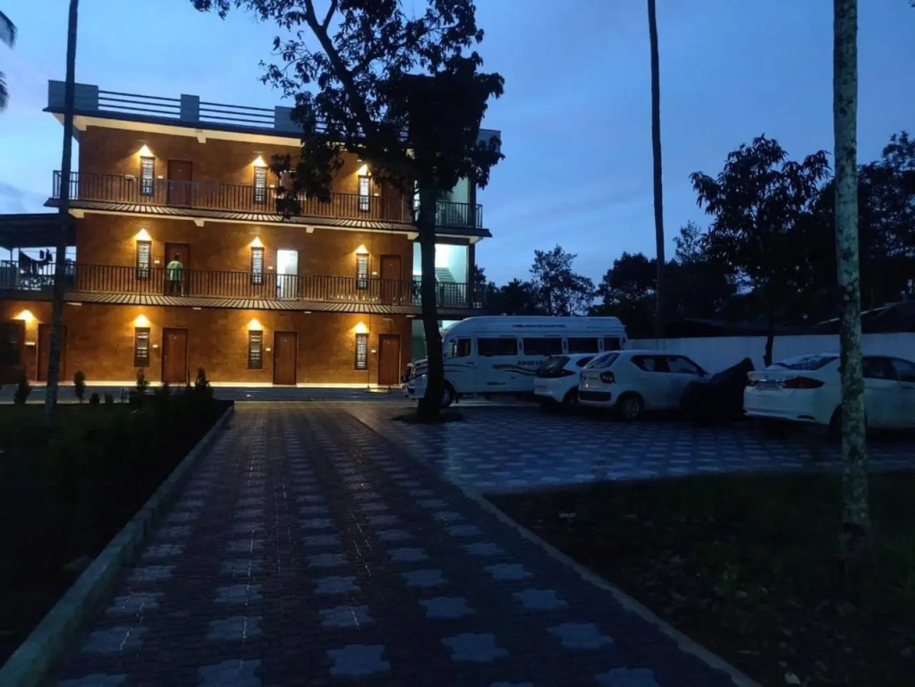 Dolphin Enclave Service Studio Apartments