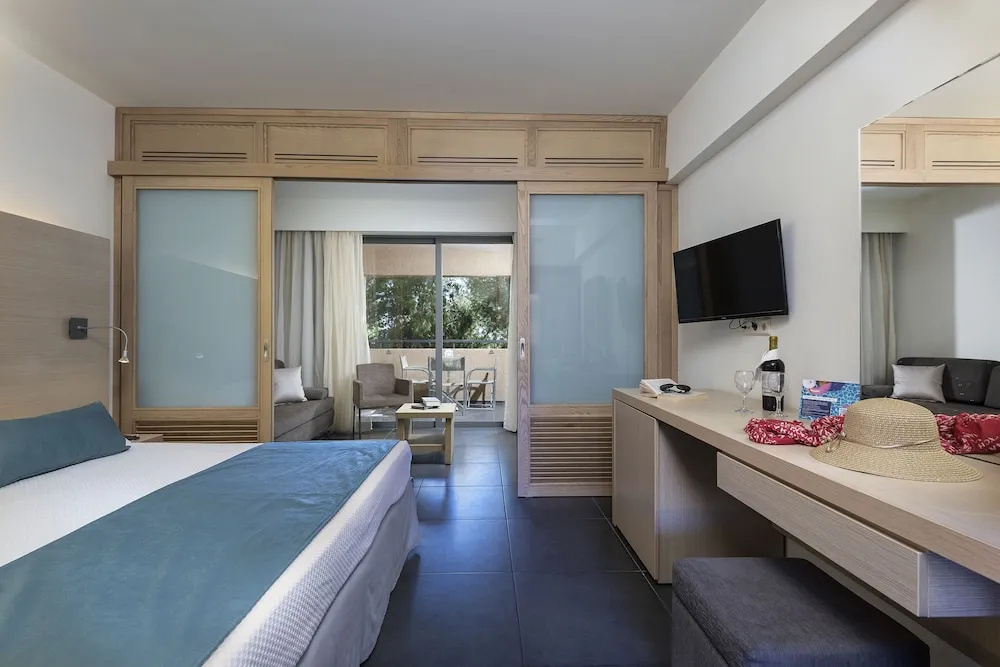 Superior Sliding Door Family room Inland View