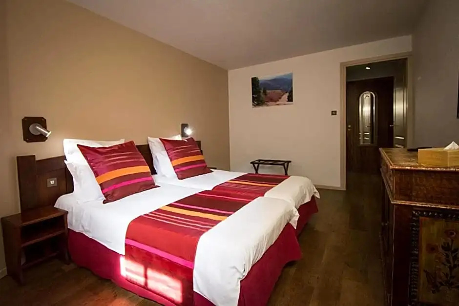 Hotel De La Couronne - Chambres