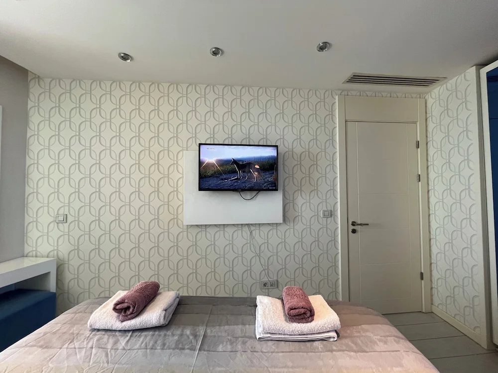 Flex Ottomare Suites — 5