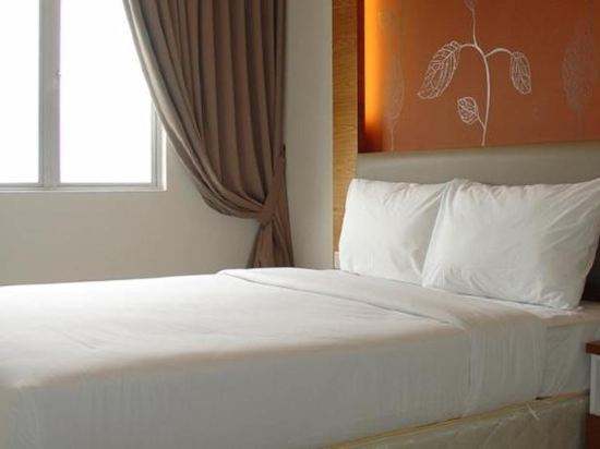 Duta Hotel & Residence
