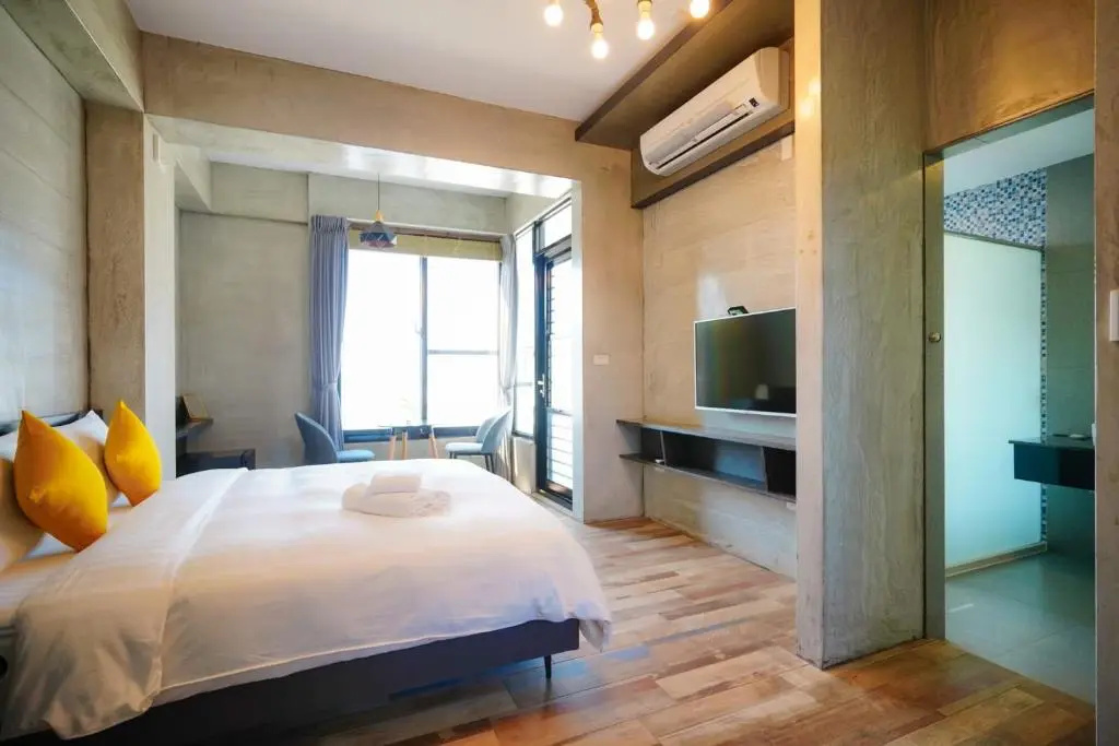 Standard Double room with balcony and with sea view (full double bed)