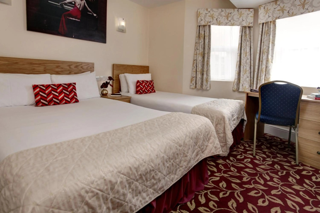 Отель Best Western Greater London Hotel в Лондоне