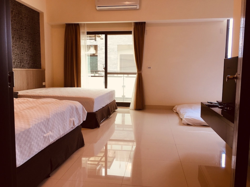Husband Homestay