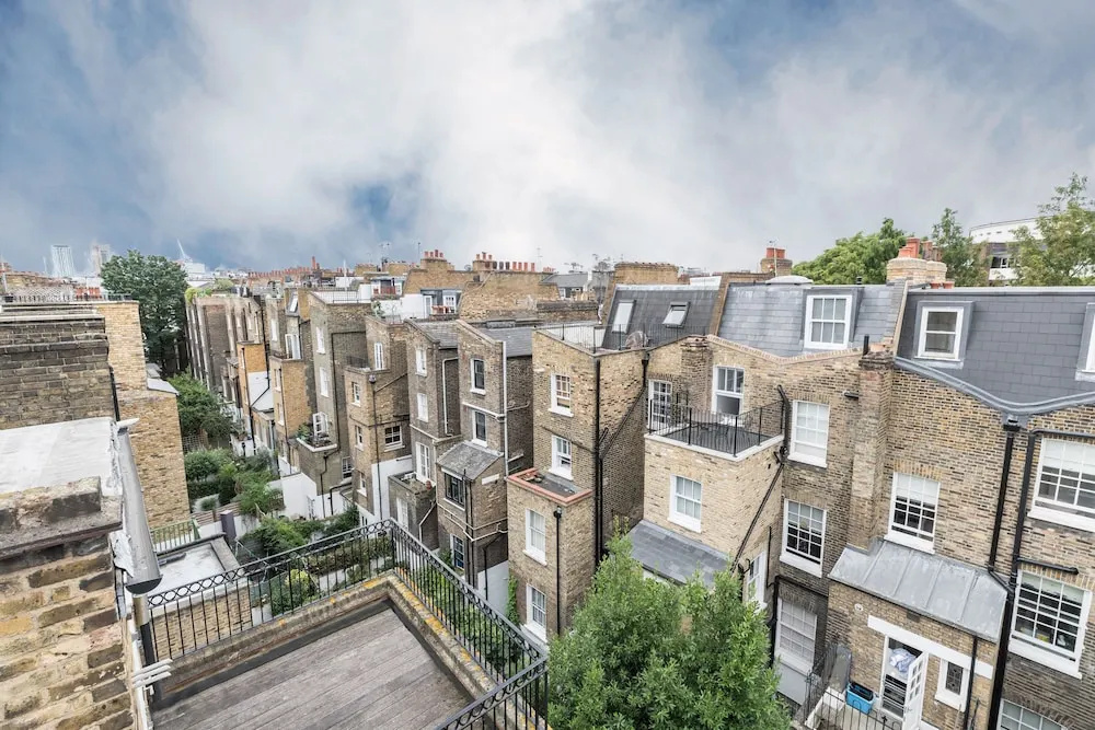 JOIVY Pimlico Flat with Terrace for 3