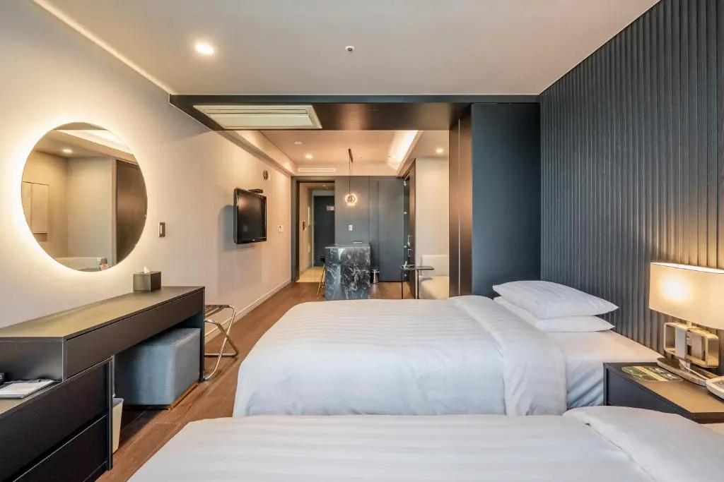 Premier Double room (twin beds)