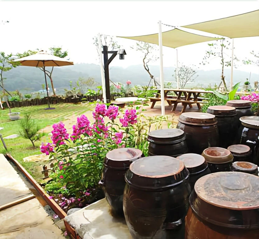 Ganghwa Wild Flower Pension