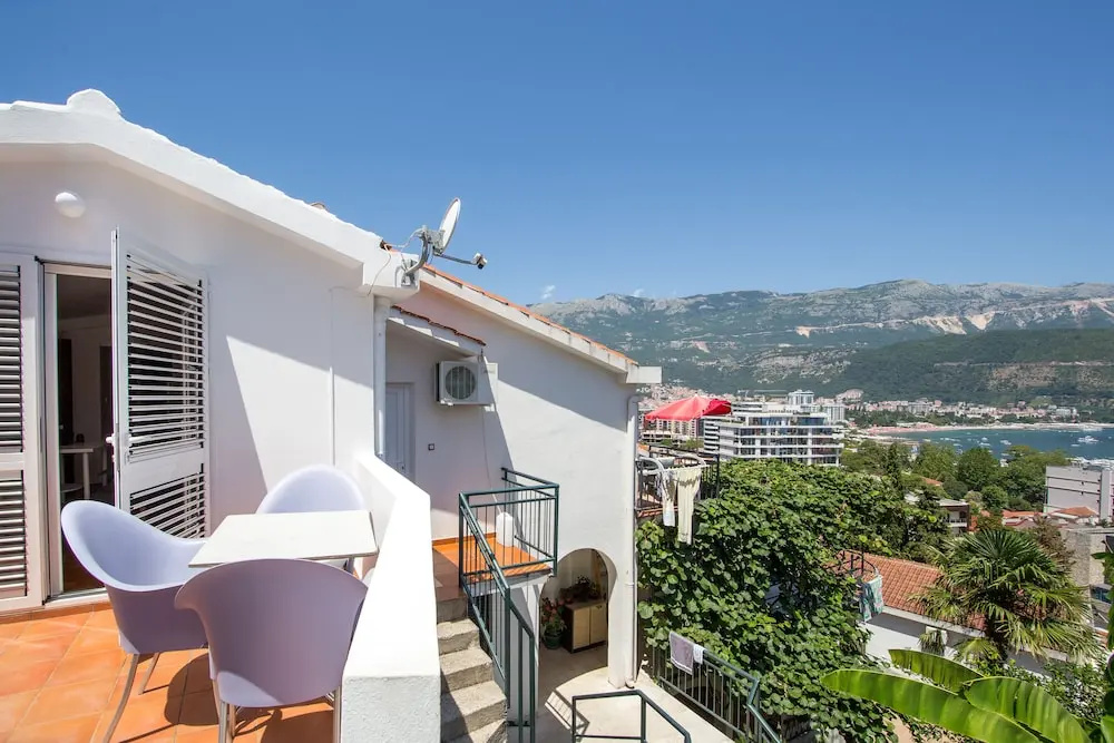 Panoramic apartment