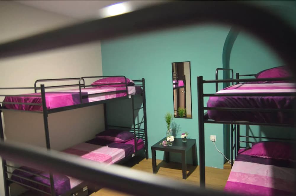 Raizzy's Guesthouse