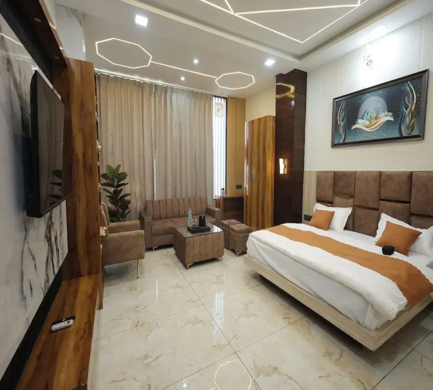 Superior room