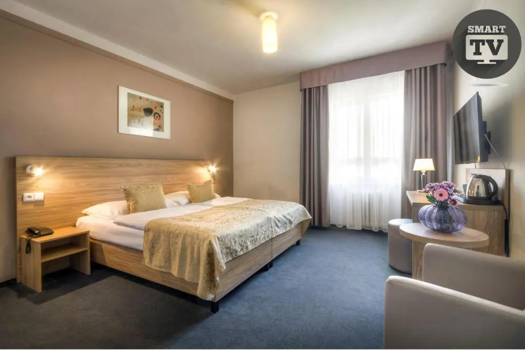 Superior with Air Conditioning Double room (full double bed)
