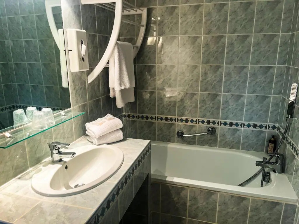 Standard Double room with sea view (full double bed)