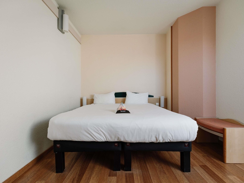 ibis Brussels Waterloo — 3