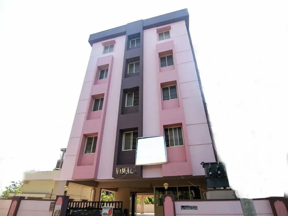 Oyo 13123 Srk Grand