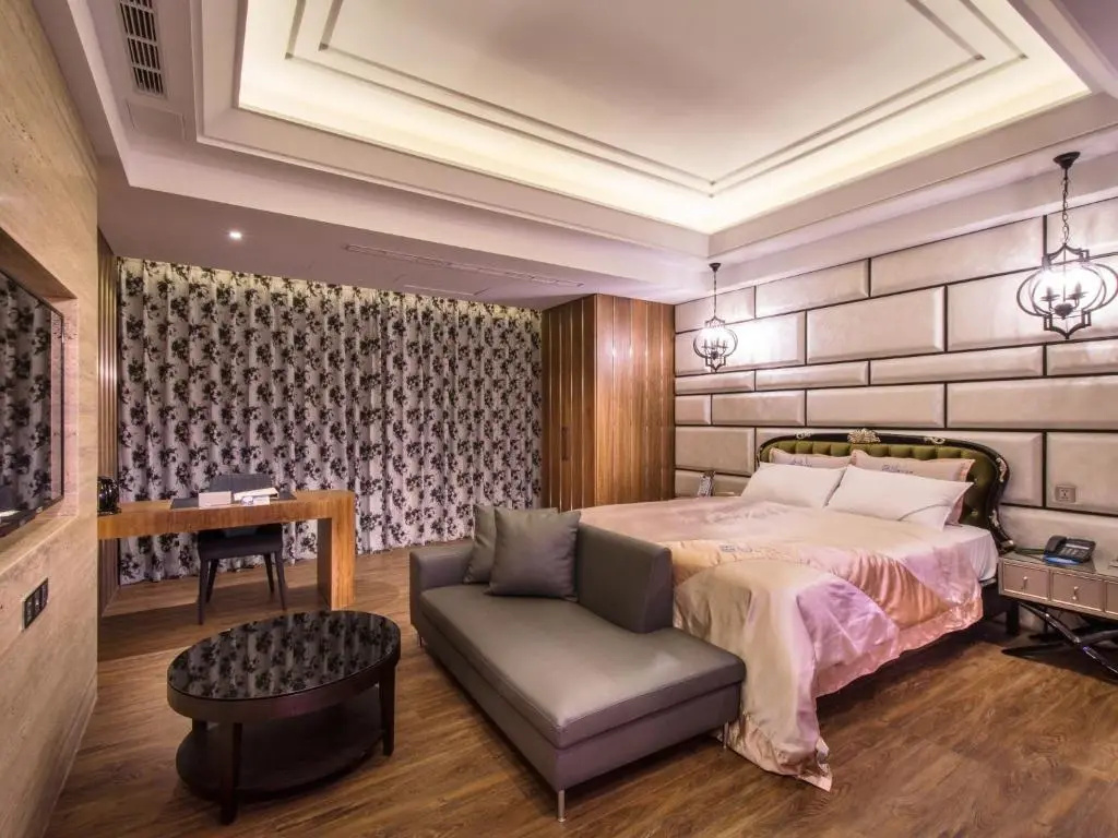 Premier Suite
