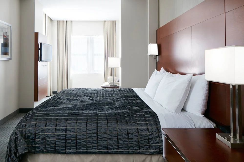 1 Bedroom Double Suite (full double bed)