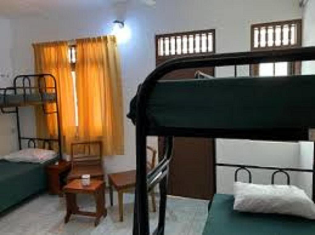 Topaz Beach Hotel