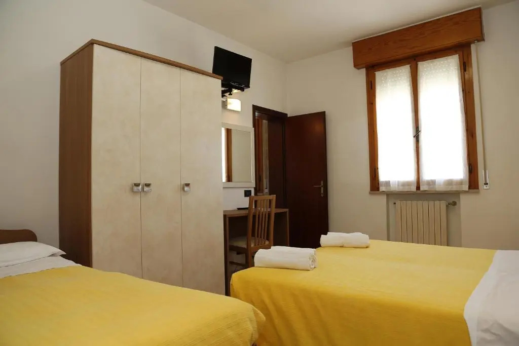 Hotel Villa Dina - Chambres