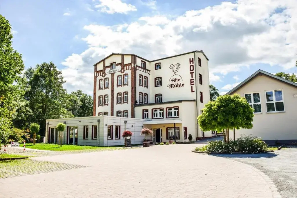 Hotel & Restaurant Alte Mühle by null