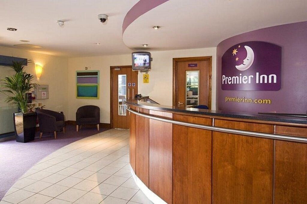 Premier Inn Southampton Airport hotel - 8