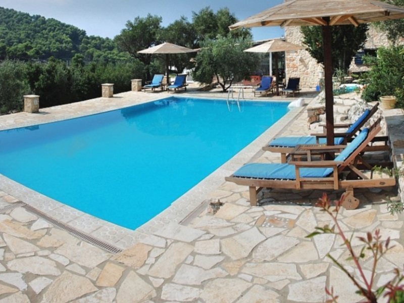 Revera Traditional Stone Villas, Apartments & Studios