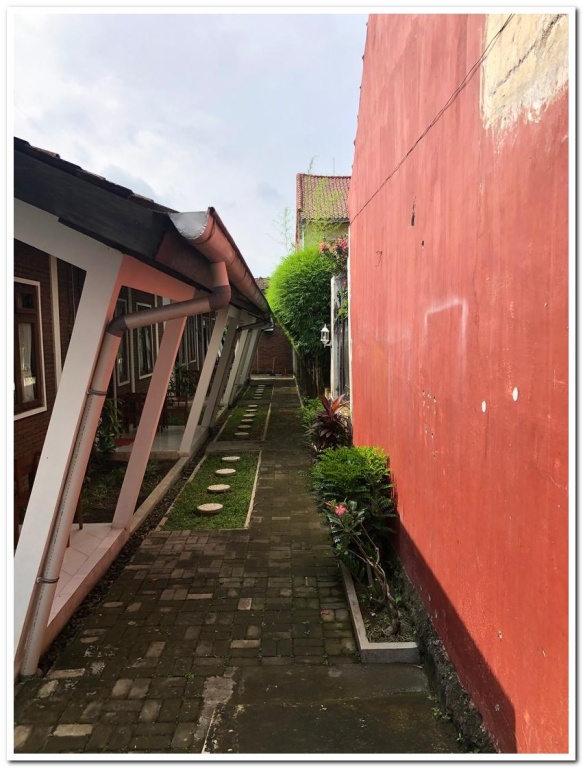 Rifka Annisa Guesthouse Syariah
