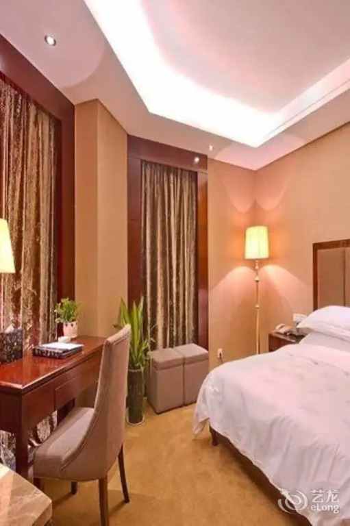 Changsha Xingwei Huatian Hotel - фото 25