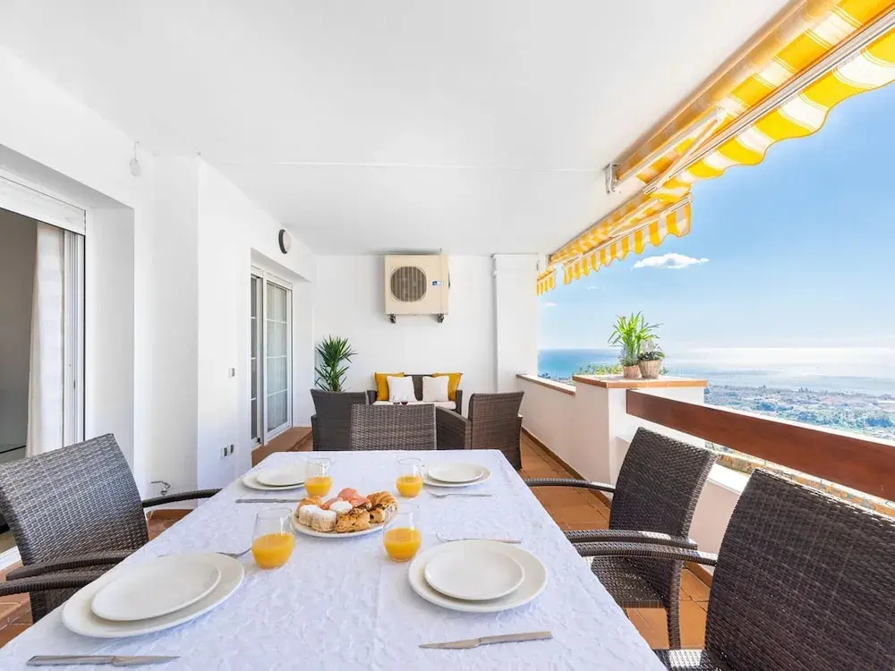 Apartment in Spain Near the Beach