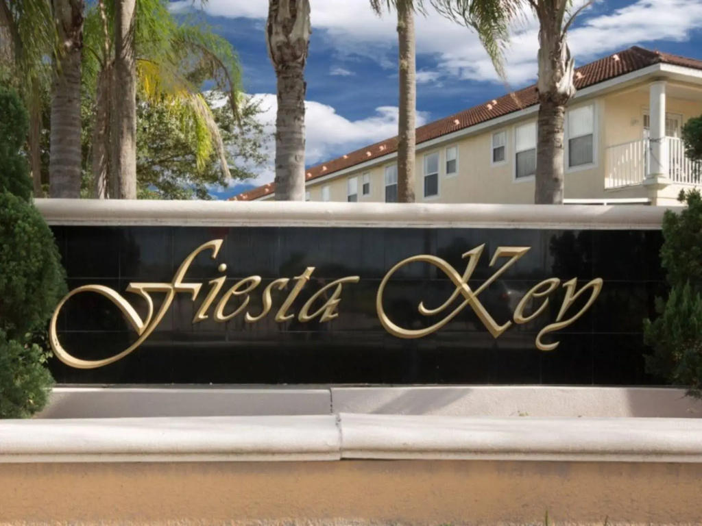Elegant Fiesta Key Townhouse