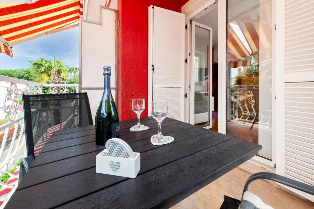Guesthouse Ava - Chambres