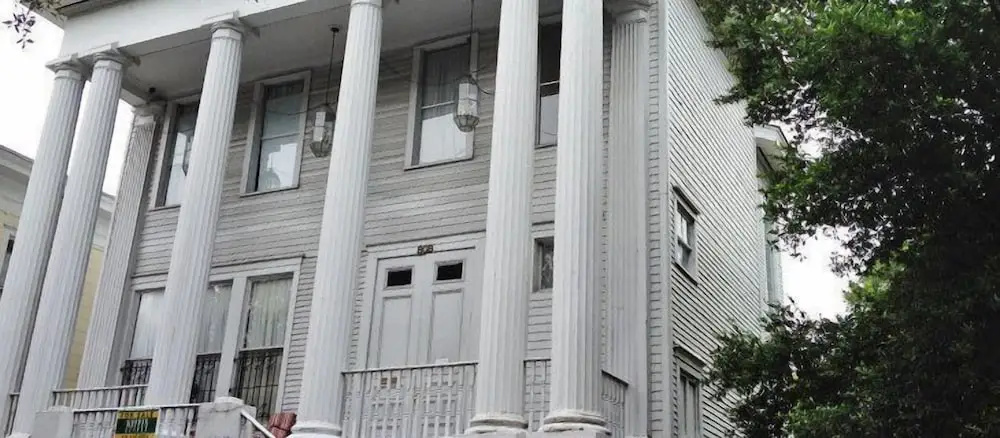 The Confederate House