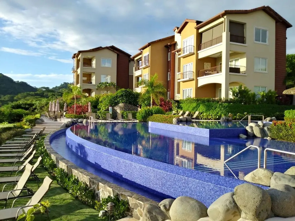 Miramar 2D -3 Bedr 3 Bath Ocean View