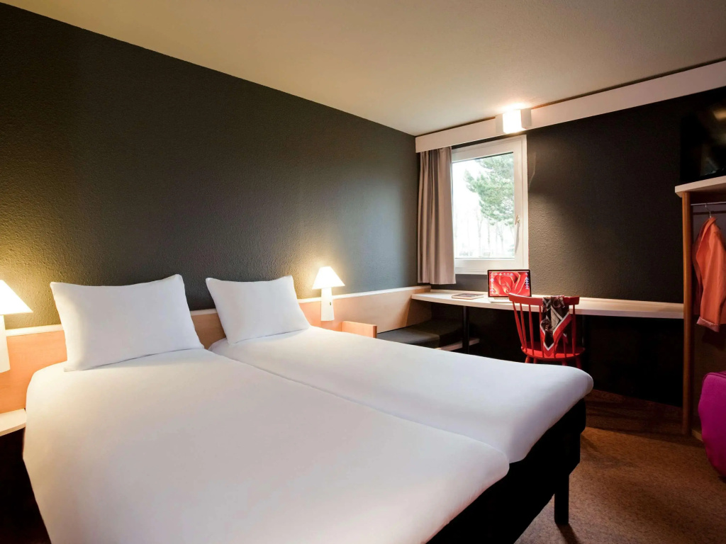 Hotel photo 2