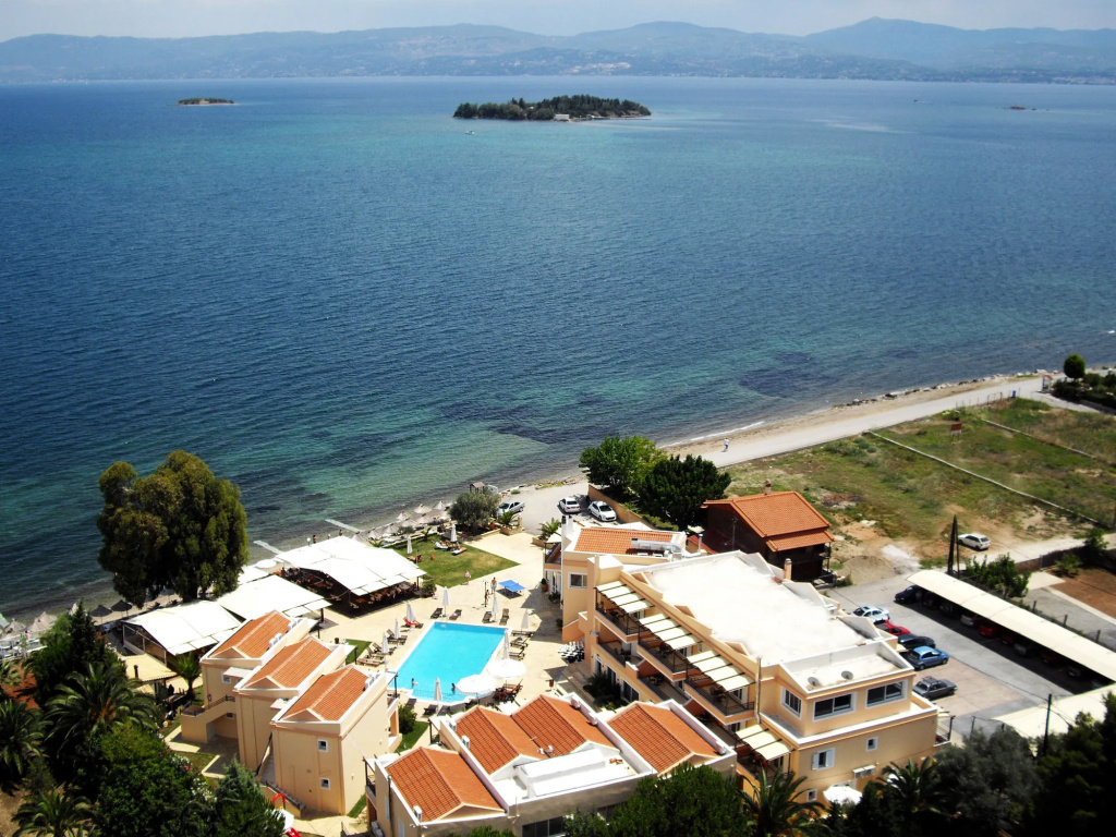 Avantis Suites Hotel - 2