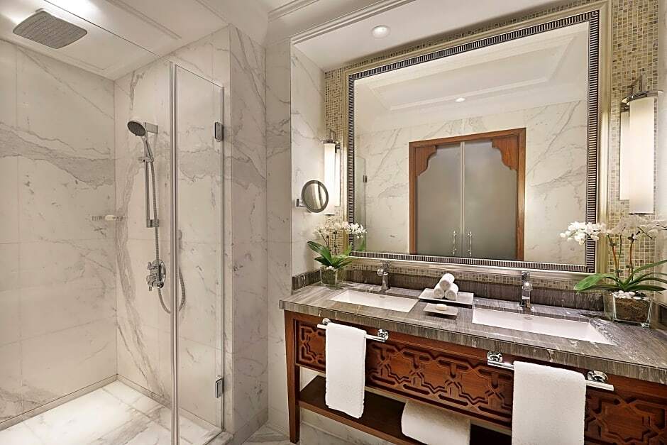 The Ritz-Carlton, Dubai