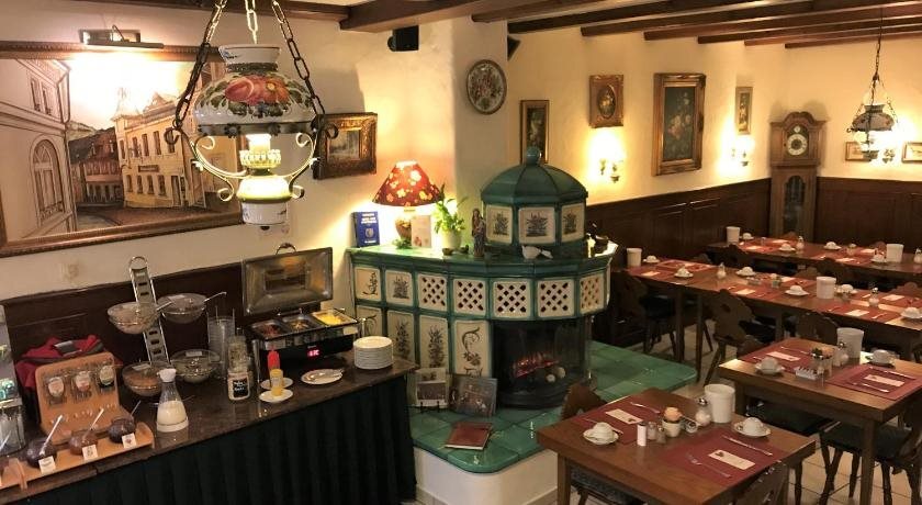 gallery_image_hidden_18