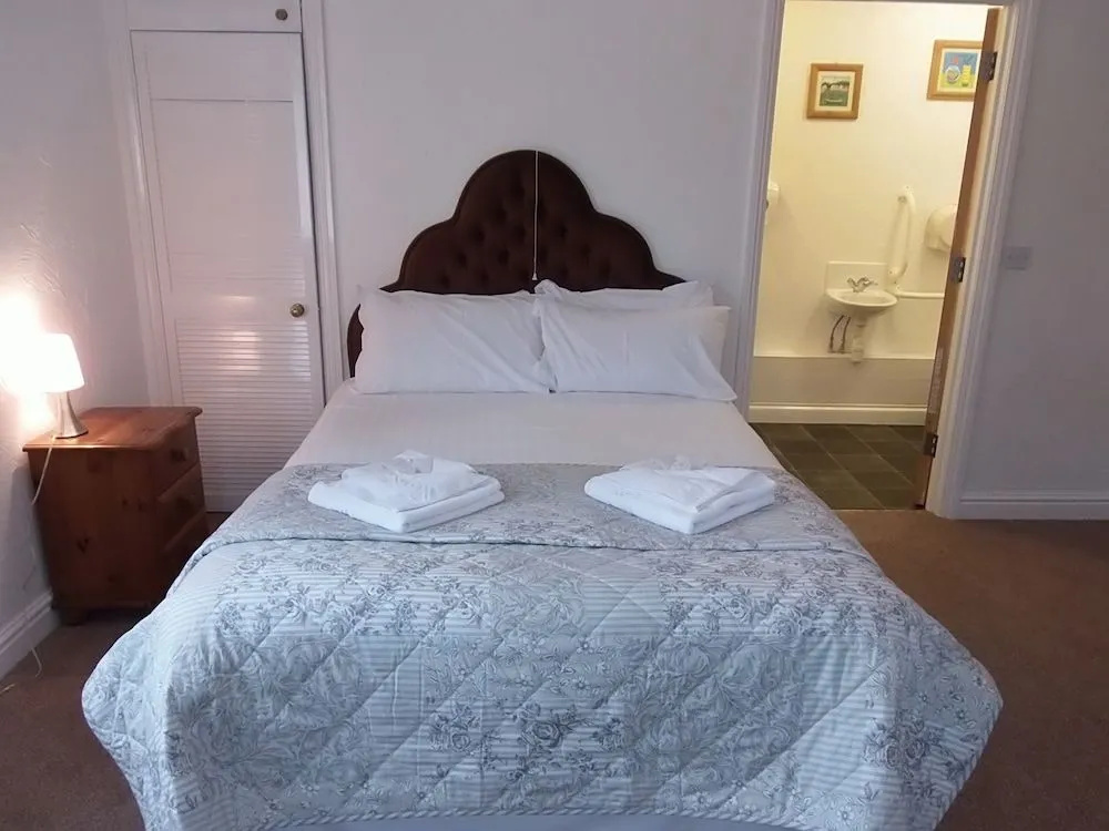 Betty Cottles Inn - фото 3