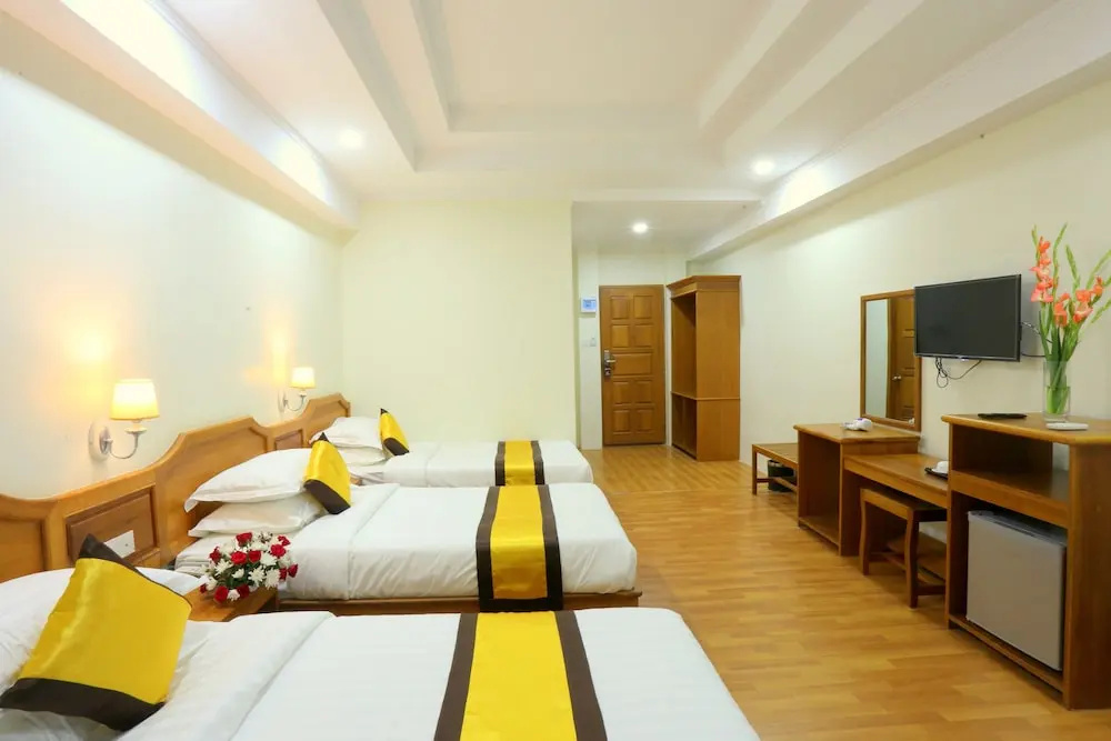 3 Bedrooms Deluxe Triple room