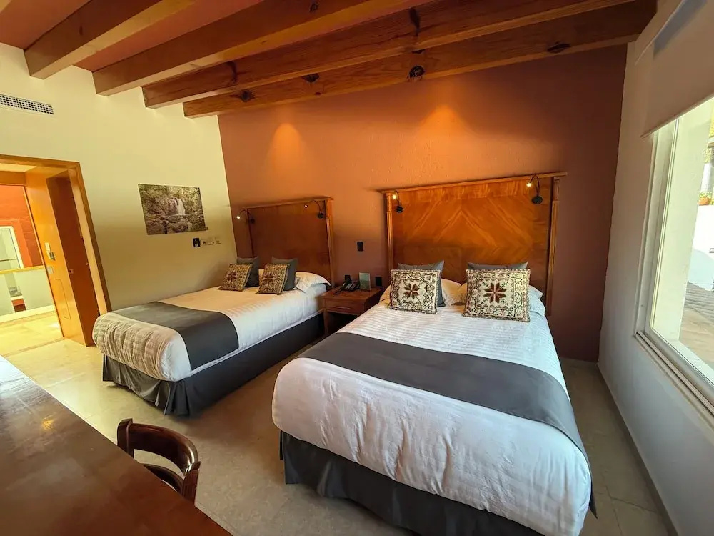 Standard Double room with courtyard view (full double bed)