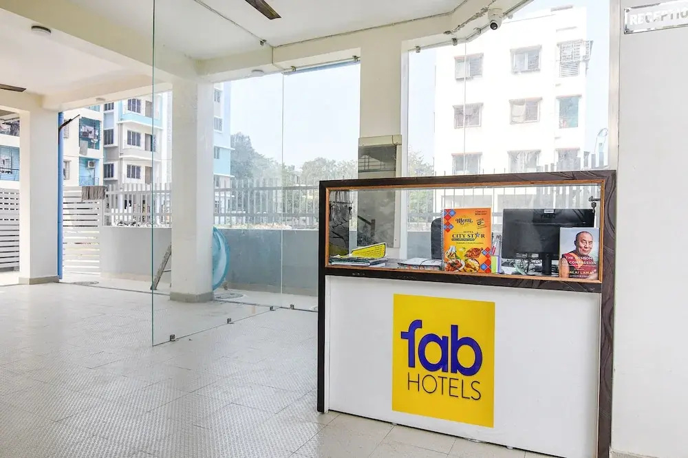 Fabhotel City Star
