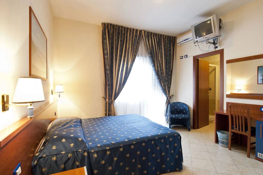 Hotel photo 10