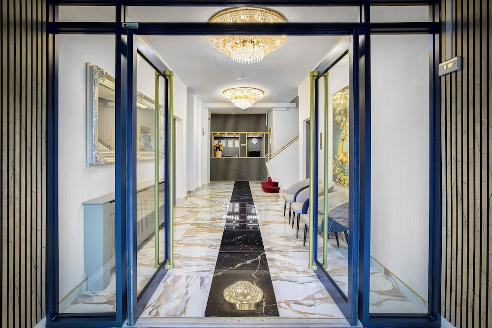 Hotel photo 13