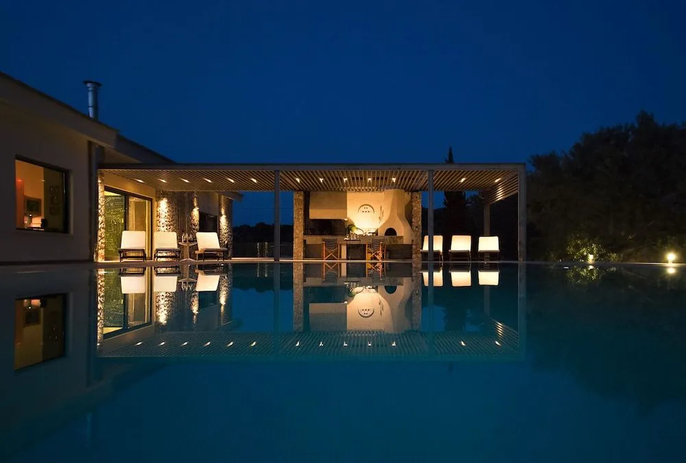 Tramonto Di Olive Gorgeous Villa by VillaRentalsgr